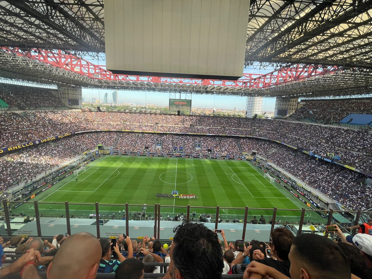 InterClubBiella's tweet photo. #Internapoli 3-2 e siamo a posto così, #interisti 🖤💙
#interclubbiella #amala #Inter https://t.co/g5BBtg6fWm