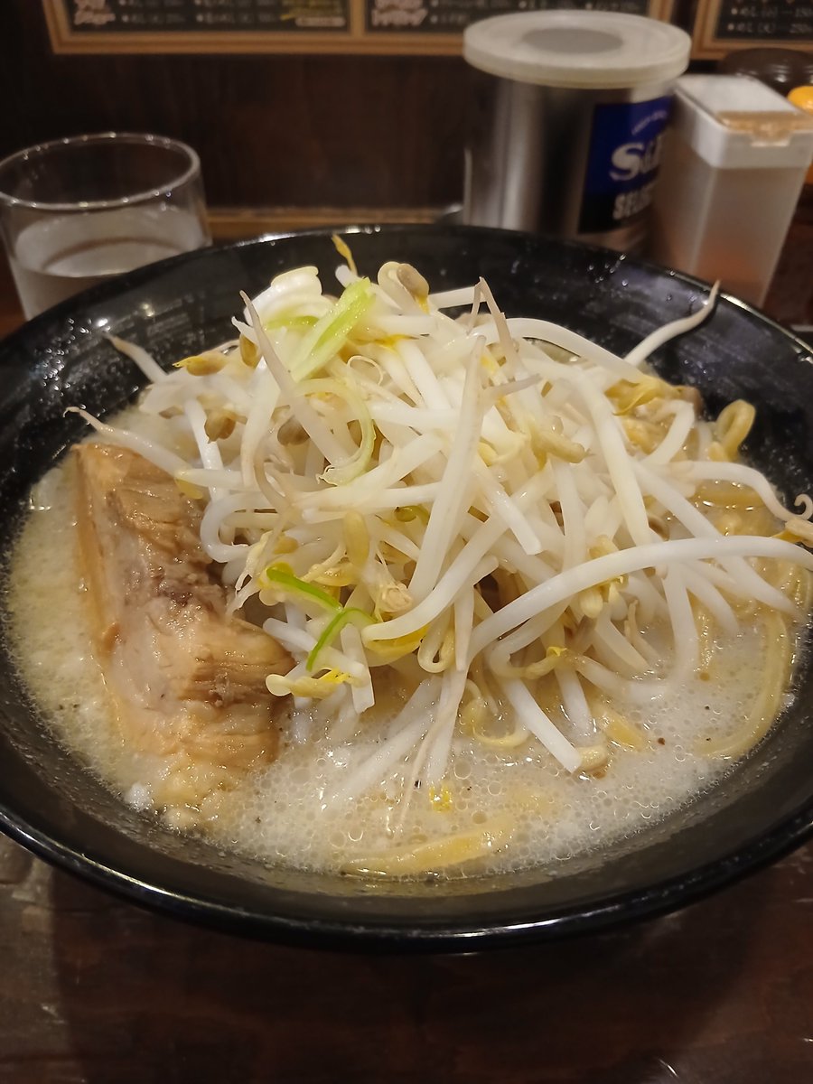 totoygh's tweet photo. ロクゴーガッツさん、相当久しぶりに入りました！　旨い😋 https://t.co/NRRkP5lfGs