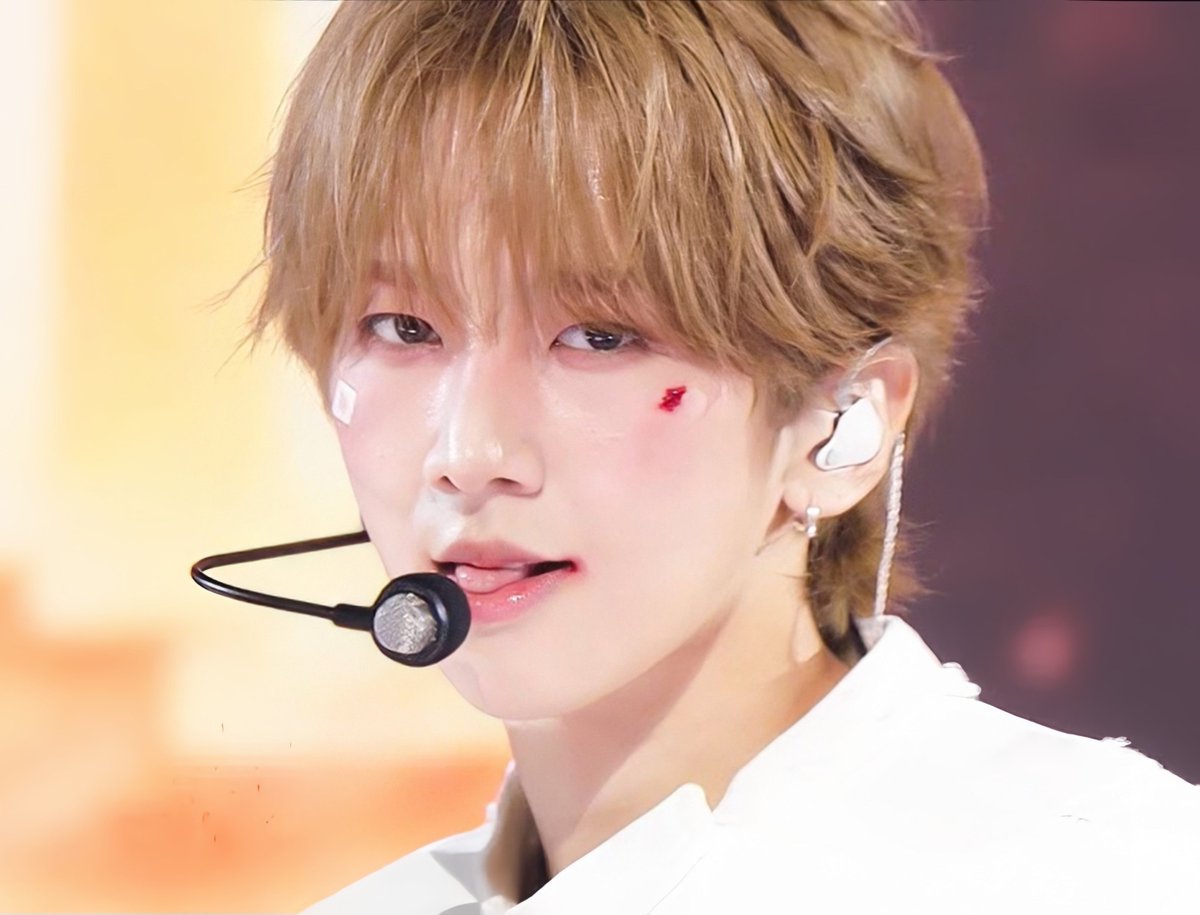 M0CHAC0TT0N's tweet photo. 오늘 남성모 썸네일 말않됨..,.,,,,,..,,. https://t.co/3EfybuG8sv
