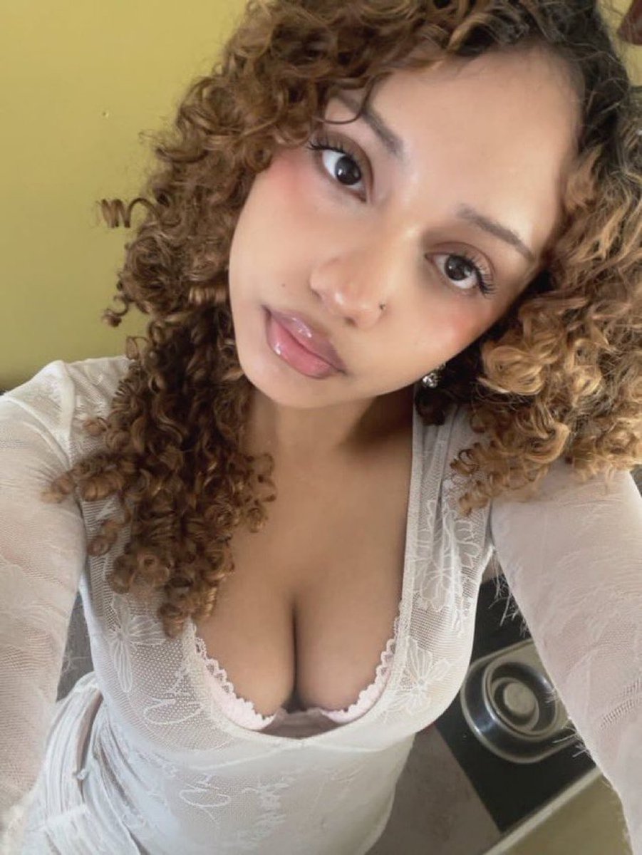 scamcatfishfind's tweet photo. I call them cuck games but it’s all a means to enslave you and drain you of your hard earned cash🤤 while i enjoy your irls 😎

#Cuck #cuckold #wankchat #hotwife #nsfw #nsfwtwt #bbc #bnwo #findom #horny #goon #gooner #feargasm #catfish #scam #wankbattle egirls feet humiliation https://t.co/AFiZLpvXoQ