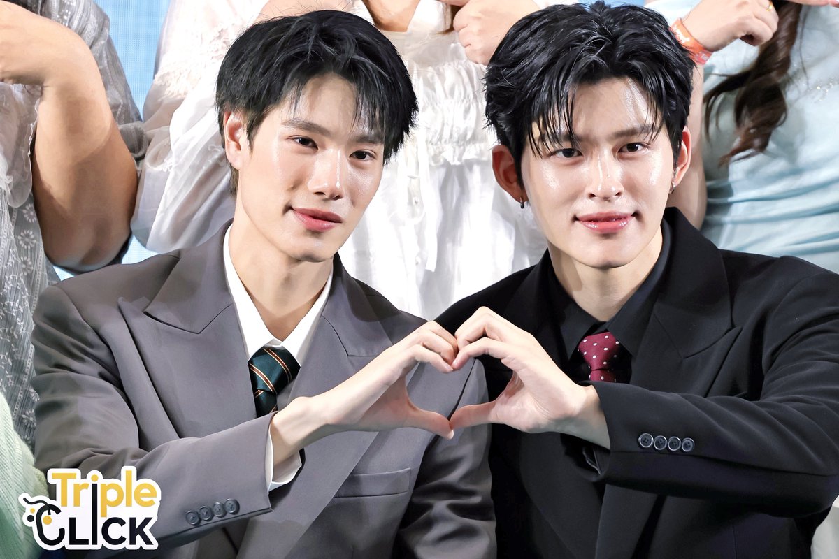 lerrtratkosum's tweet photo. kayanya after concert beneran udah di tahap hubungan resmi deh..... https://t.co/a6dms92ngI