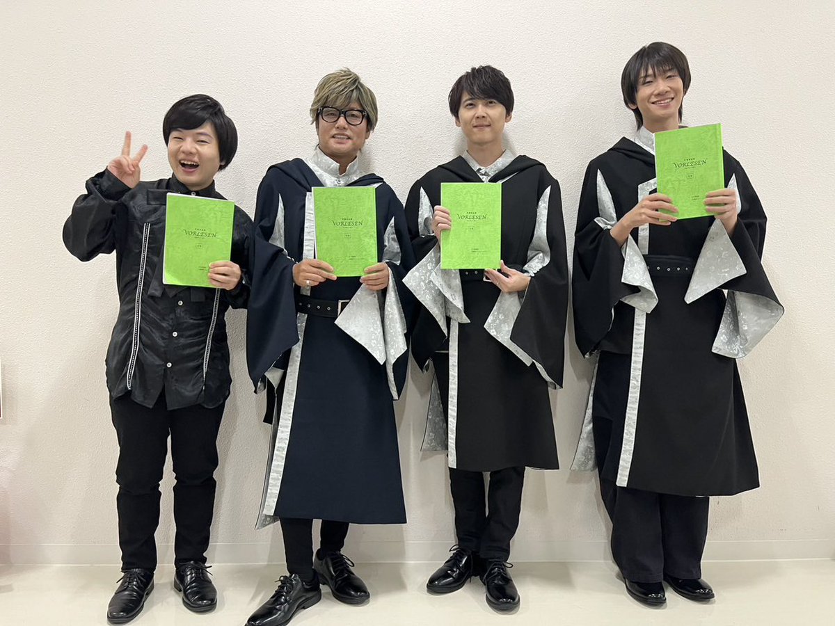 KAJI__OFFICIAL's tweet photo. 声優朗読劇 #フォアレーゼン『黒いリボンの葬列』

ショパン役を演じさせていただきました🗣️

彼の人生を音楽と歴史、
精神性から紐解いていく作業。

何気なく聴いていた楽曲ふくめて、
ショパンのこと、もっと知りたくなりました🎹

お客様にとって、
素敵な朗読体験になってくれていますように🕊️ https://t.co/FiH4Z7q65I