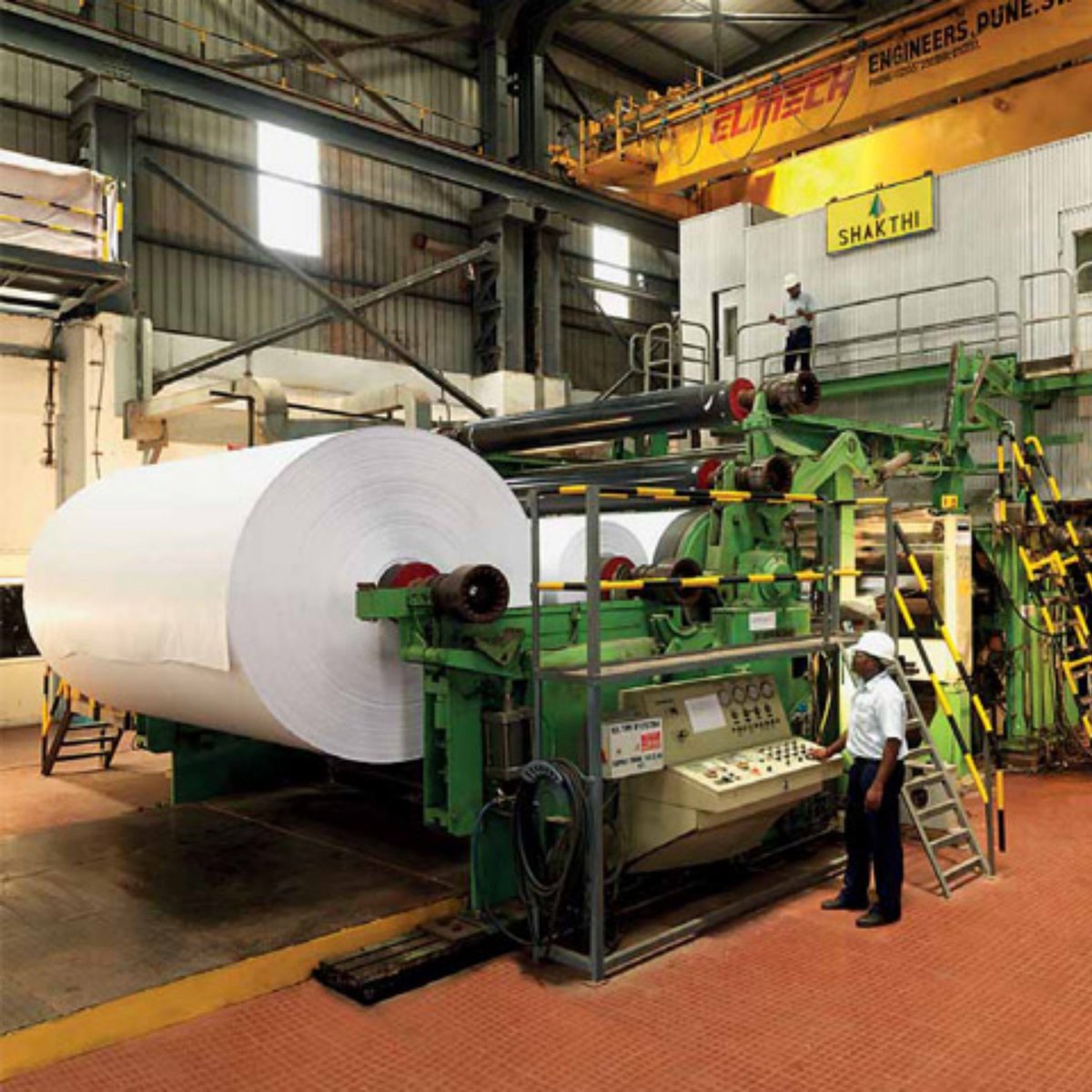 AndhraNexus's tweet photo. 🚨 AP Pollution Control Board has imposed a ₹21.01 crore environmental penalty on Andhra Paper Limited for repeated violations of environmental norms and failure to rectify deficiencies.

The action follows inspections near the Godavari in Rajamahendravaram, where pollution concerns were flagged after Deputy CM Pawan Kalyan’s visit.