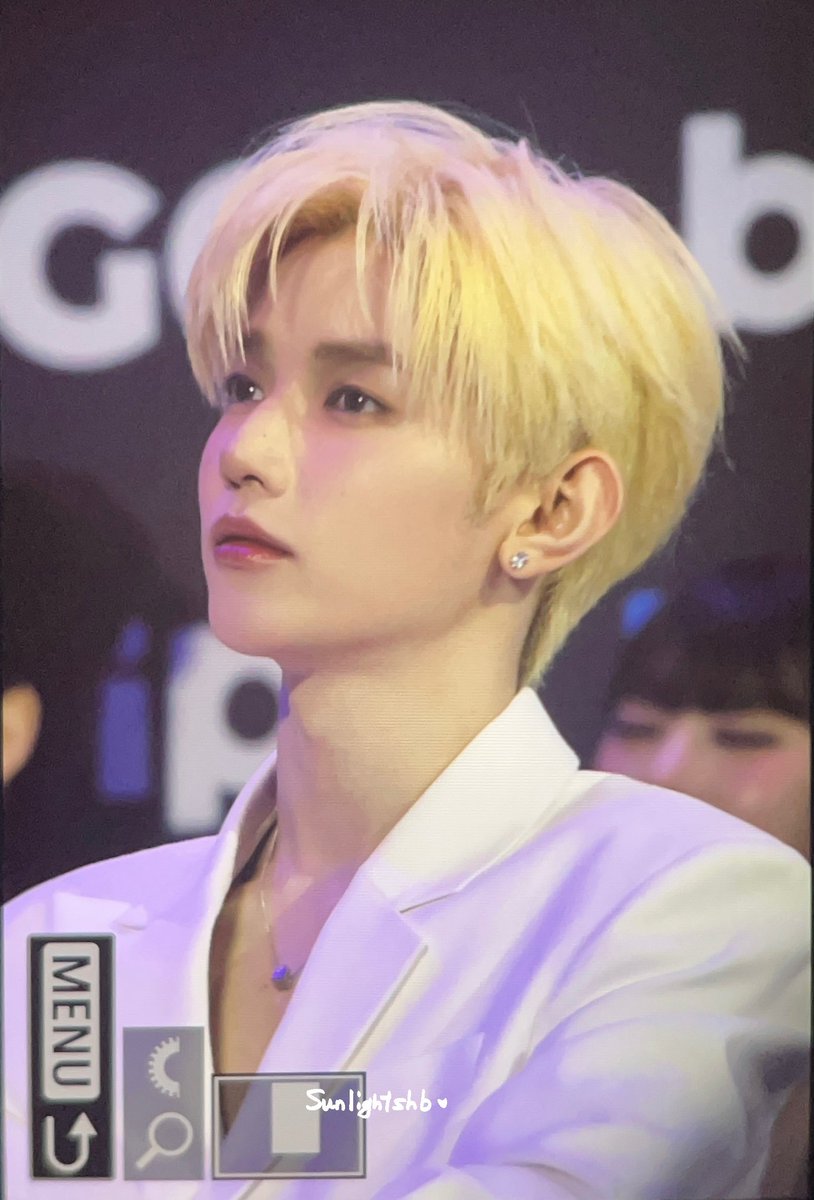 sunlightshb's tweet photo. he’s the absolute prettiest today (this is a raw photo) https://t.co/KK76Nm1ddm