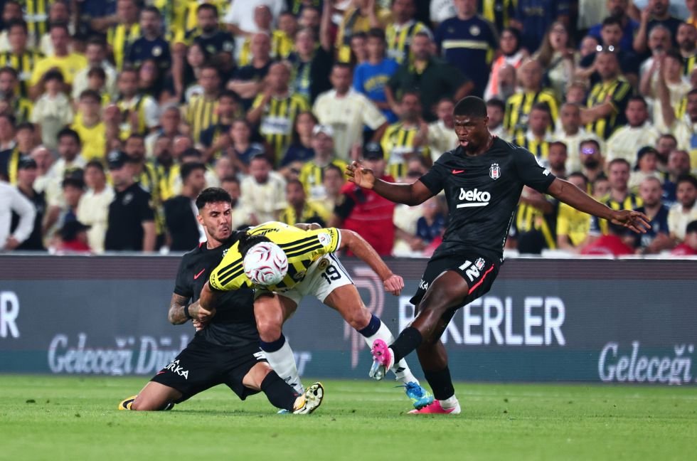 HaberKartali's tweet photo. Beşiktaş, bu sezon çıktığı 4 Süper Lig maçının tamamında rakibini 0.7 beklenen gol değerinin (xG) altında tuttu. (Opta) 

0.49 vs Fenerbahçe
0.67 vs Çorum FK
0.54 vs Alanyaspor
0.09 vs Eyüpspor https://t.co/kmRj0UbbSI