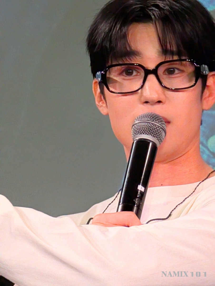 namix101's tweet photo. HAN SEUNG WOO
SOUND &amp; MOMENT : Scene  TOKYO
2026 0905
1部 リハーサル

メガネ男子いいね💜 https://t.co/s31VIDFDCZ