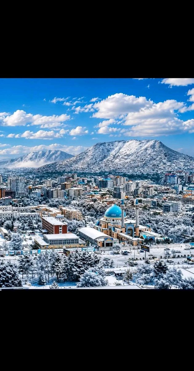 HafizUmari313's tweet photo. د خاتم النبیین پوهنتون 
د «ایت الله محسني پوهنتون» په کابل کې د حبیبې لیسې ته مخامخ موقعیت لري چې  د خاتم النبیین پوهنتون په نوم یادېږي. د دې پوهنتون  بنسټ په ۱۳۸۵ لمریز کال کې د آیت‌الله العظمي محمد آصف محسني له لخوا په کابل کې ایښودل شوی او په غزني کې هم یوه څانګه لري.
د 
1\3 https://t.co/06J3BfKSYi