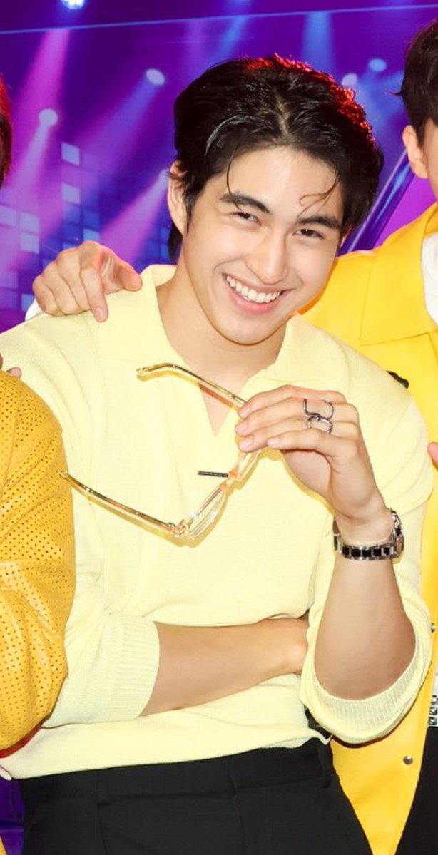 teppies_z's tweet photo. Yellow and brown really suits u dawd👌💛🤎🤎💛

CARTON ALL THE WAY https://t.co/KM3SgCCHoA