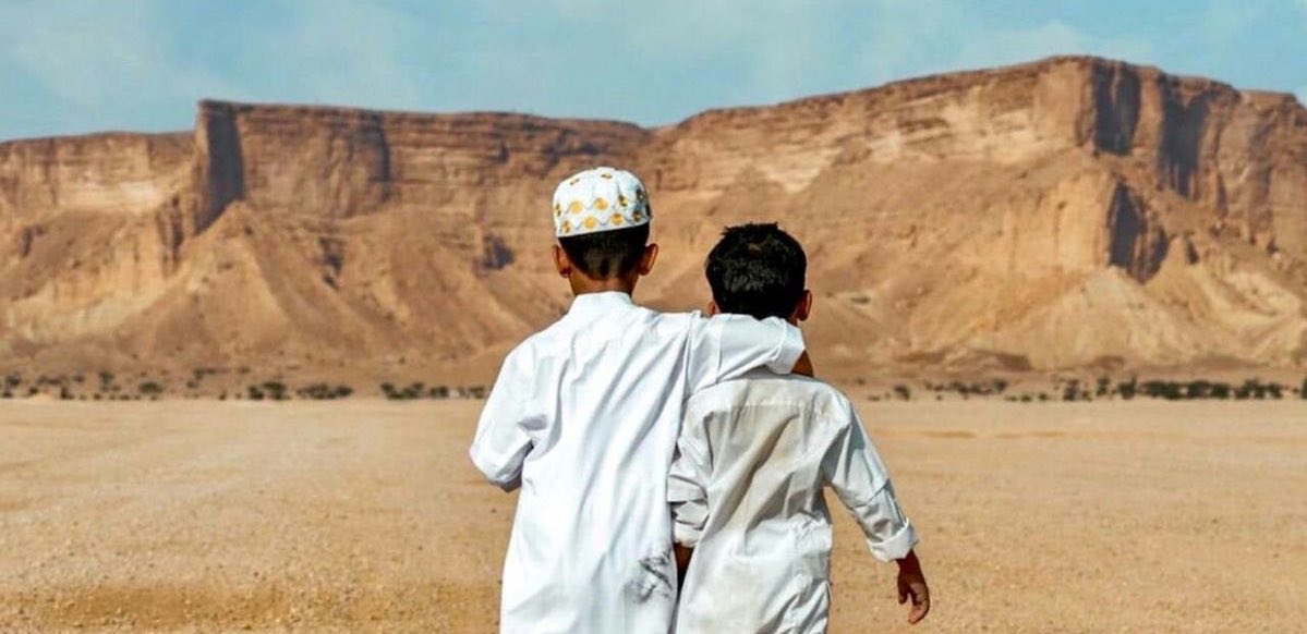 v80r_1's tweet photo. مساء الخيـر  ،  اما بعـد :

مثل ماهو يدري إني ما أذخر المذخور دونه 
    أدري إنه في الشدايد ما يخليني لحالي https://t.co/fru0vNKxbT