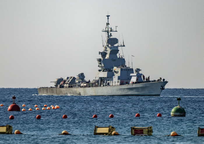 MOSSADil's tweet photo. 🚨 ISRAEL TO HOLD LARGE-SCALE SECURITY DRILL IN EILAT

Israeli security forces will conduct a major pre-planned exercise tomorrow in Eilat and the surrounding area, the IDF and Israel Police announce.

Residents should expect a heavier-than-usual presence of troops, aircraft and naval vessels.

The exercise will simulate a range of complex extreme scenarios across the air, sea and land, with particular emphasis on defending Eilat and nearby communities.

The drill was planned in advance and is not related to a specific security incident.