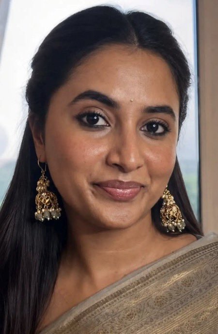 incest_pottachi's tweet photo. Real meet with another sissy 

She: Enna di chat la avlo pesitu inga ipdi vekka padra

Me: First time di adhaa

She: Sari sari romba vekkapadadha keela olugida podhu

Me: Adhu unna paatha odaney olugiduchu 

She: Adipaavi paavadaiya thooku un potta kanjiya nakki edukuren
#sissy https://t.co/nhS9Akrhdv