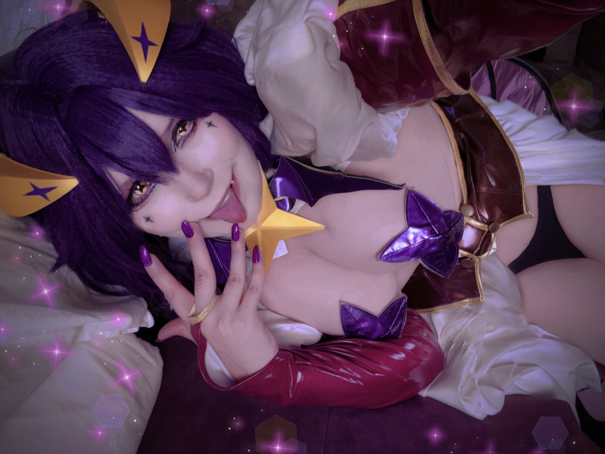 JasoraBluestar's tweet photo. Go ahead and resist me I do love watching people lose🖤😈
#gushingovermagicalgirls #mahoushoujoniakogarete #utenacosplay #hiiragiutena #magiabaiser #cosplay
#魔法少女にあこがれて
#まほあこ #柊うてな https://t.co/f639nyGJxm