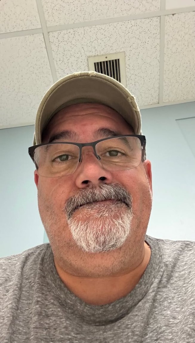 porlmat's tweet photo. can you date me at 57? https://t.co/GLtVo3xVQJ