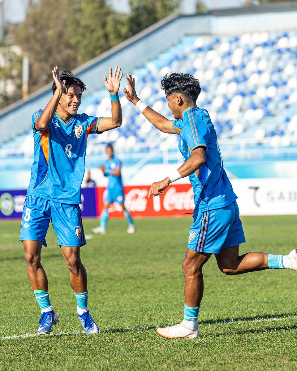 IndianFootball's tweet photo. Danny Meitei Laishram fires the #BlueColts into a 1-0 lead, a huge goal in the race for #AFCU20 qualification! 🇮🇳🔥

#INDBAN #AsiaDream #IndianFootball https://t.co/V35M4pldMt