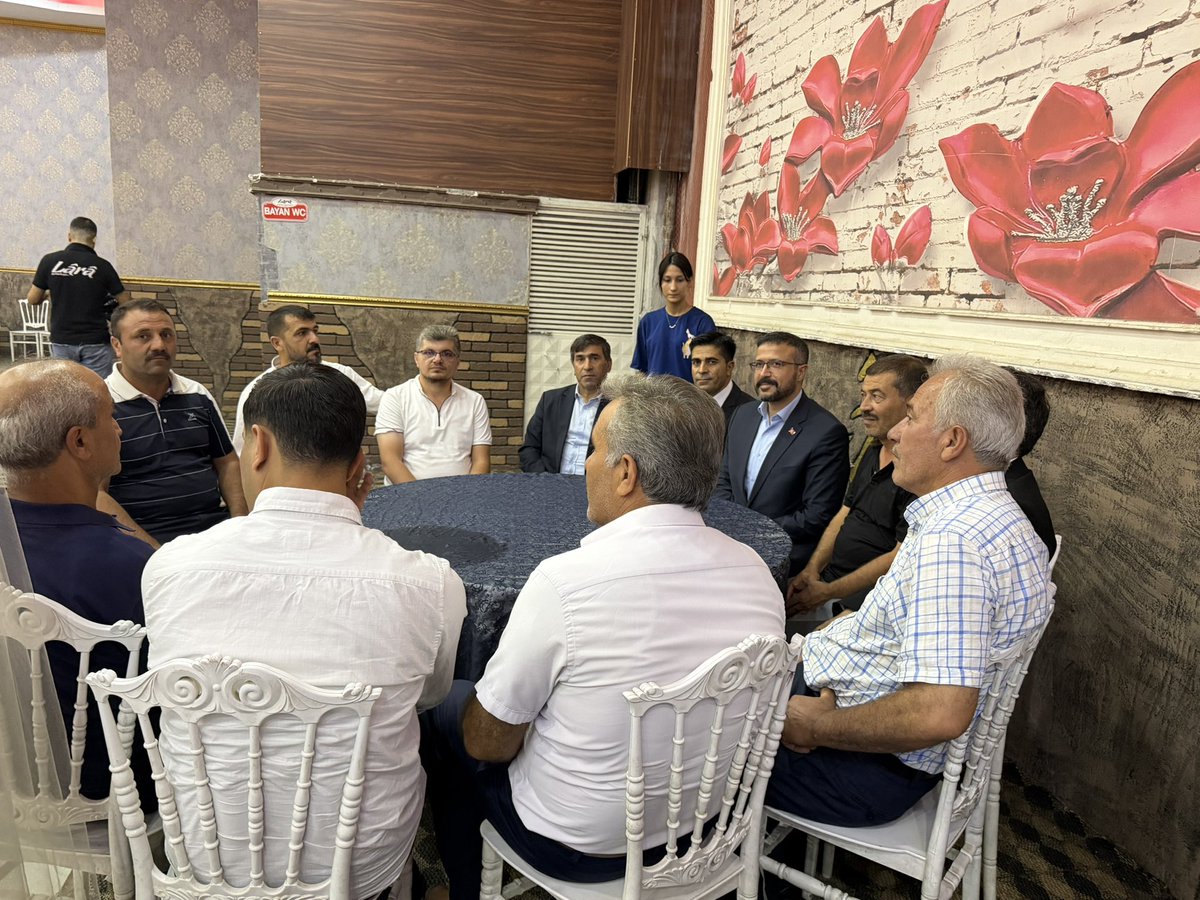 mehmetyilmazmy_'s tweet photo. Şeker ve Yıldırımer Ailelerinin 
Evlatlarının Düğün Merasimine Katılım Sağladık.

Kübra ve Mehmet Çiftine Bir Ömür Boyu Huzur ve İki Cihan Saadeti Diliyorum.

Rabbim Kurdukları Bu Güzel Yuvayı Hayırlı, Bereketli ve Daim Eylesin.

@RTErdogan
@abuyukgumus
@abdulhamitgul
@fmfedaioglu
@FatmaSahin