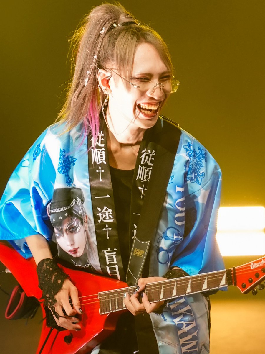 0153_mari's tweet photo. 笑ってる https://t.co/PSa5geeD88