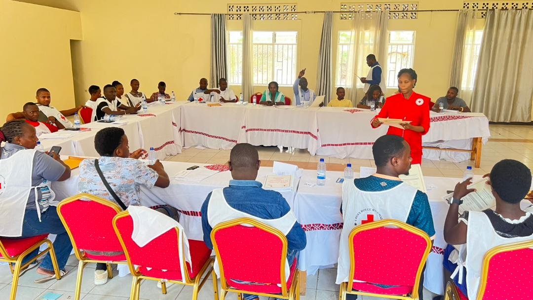 EnockOrchard's tweet photo. Basic First Aid Certified coaches .
Thank you @Rwandaredcross  for this. https://t.co/6pgPZ2L4Ag