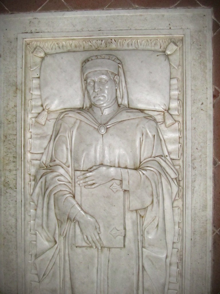 mariobianchi18's tweet photo. Il #6settembre 1913, per i 600 anni dalla nascita, don Alessandro Pieratti prevosto di #Certaldo dichiara di avere scoperto la tomba di #GiovanniBoccaccio durante lavori di ripristino della vecchia canonica. Indagini di una commissione non confermeranno nè smentiranno la notizia. https://t.co/83fNDcLD7V