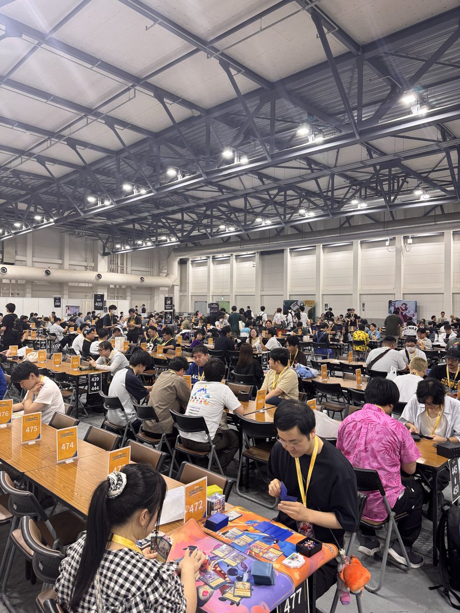 Nagare_239's tweet photo. ロルカナ始めて1ヶ月、初心者でも神戸イベント楽しめました！
カードゲームでこんなに楽しく熱くなれるの最高だなぁ

天気が良くて最高の気候でした。

#ディズニーロルカナ https://t.co/3L54AOp5Za