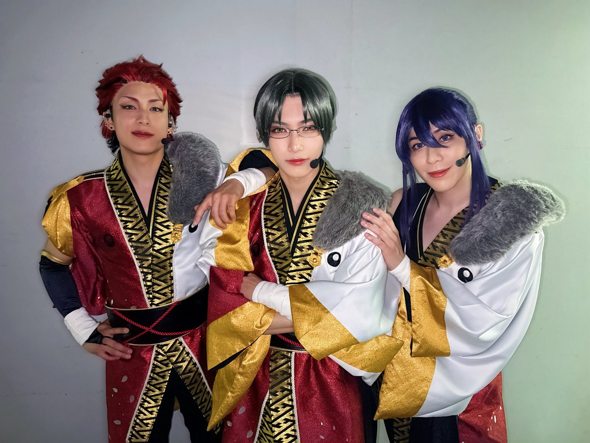 hiroki_kajita's tweet photo. 敬人お誕生日おめでとう！！

演じてから初の誕生日🎂
ペンライト緑にしてぶん回してお祝いしましょう💚

幸せな1日になりますように！
#あんステ #蓮巳敬人
#蓮巳敬人誕生祭2026 https://t.co/ncaDBcgM0I