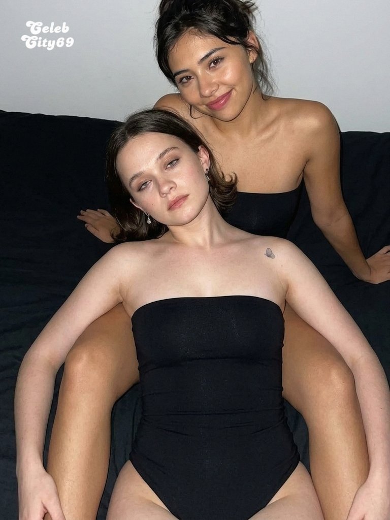 celebcity69's tweet photo. Cailey Spaeney X Xochitl Gomez 🖤 https://t.co/sJUUlqqf5r