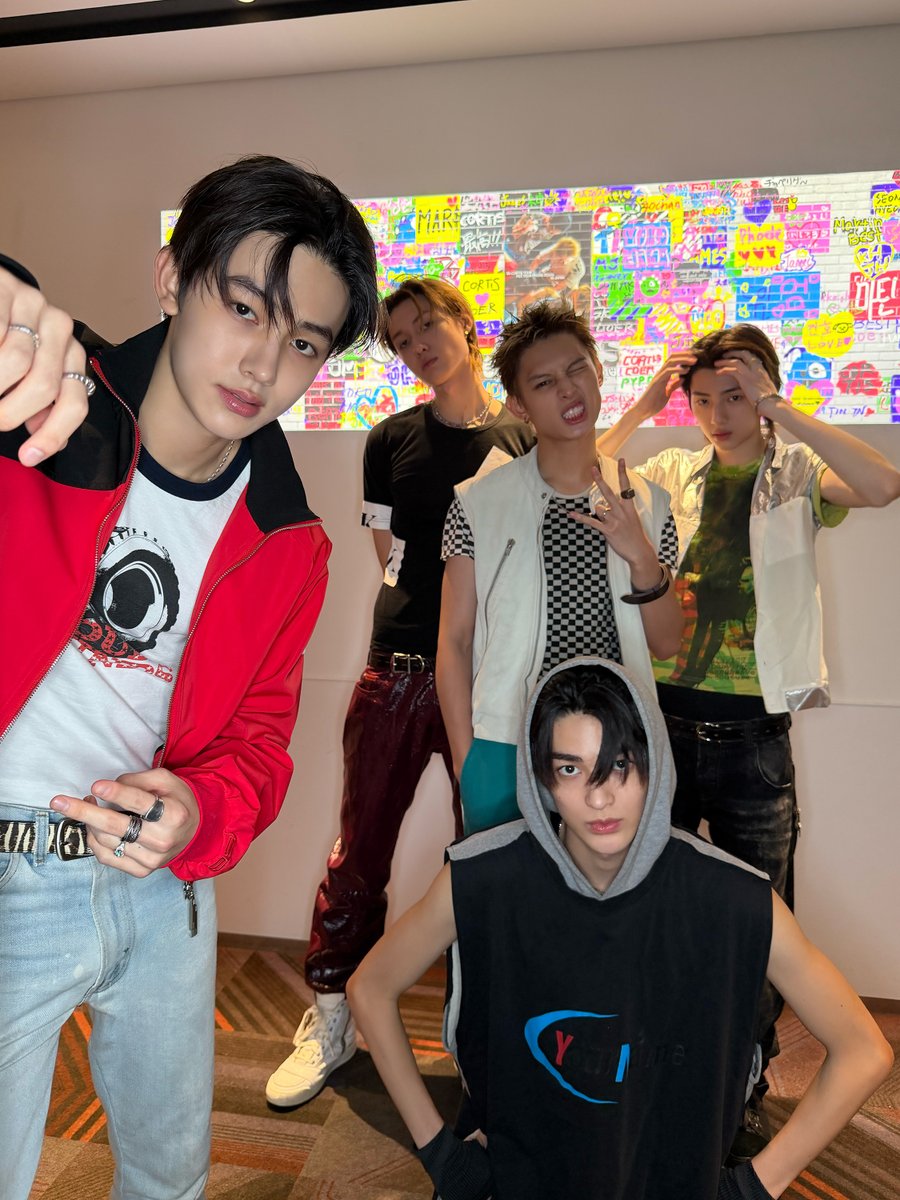 cortis_jp's tweet photo. 260906 2026 CORTIS TOUR <PUT YOUR PHONE DOWN> IN JAPAN

#CORTIS #CORTIS_TOUR
#PUTYOURPHONEDOWN #PYPD_IN_JAPAN https://t.co/6e8X0eWy2R