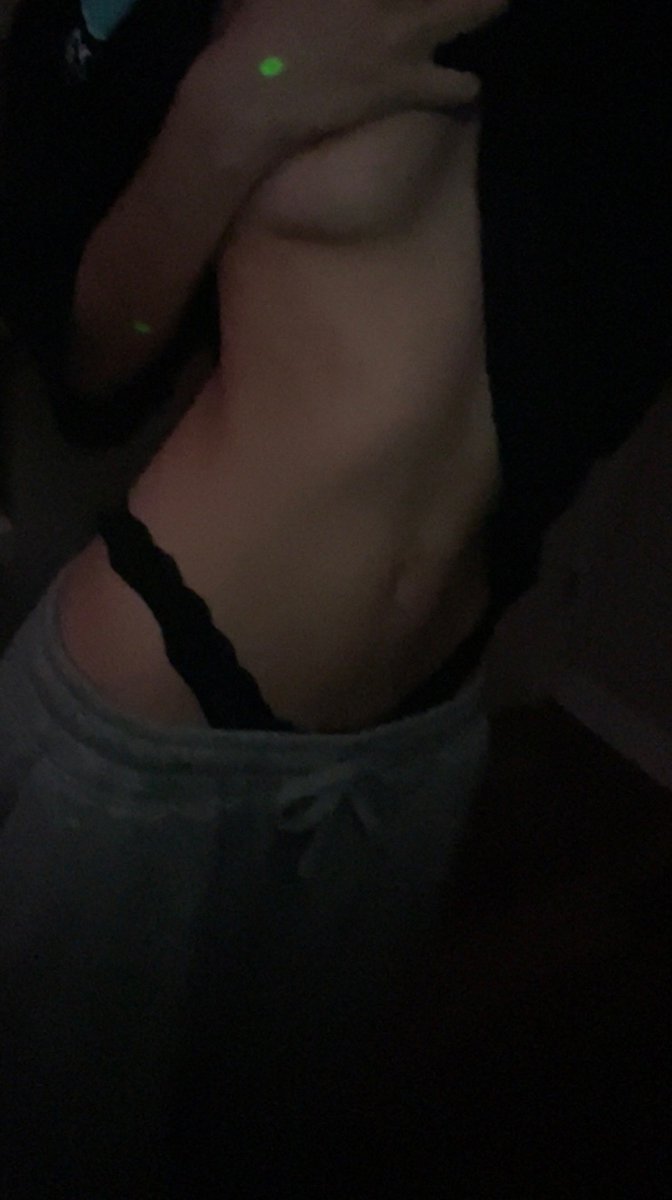 kacyywashere's tweet photo. new sweatpants ꒰ঌ ໒꒱

#lowlvl https://t.co/jqeiTJ1YSA