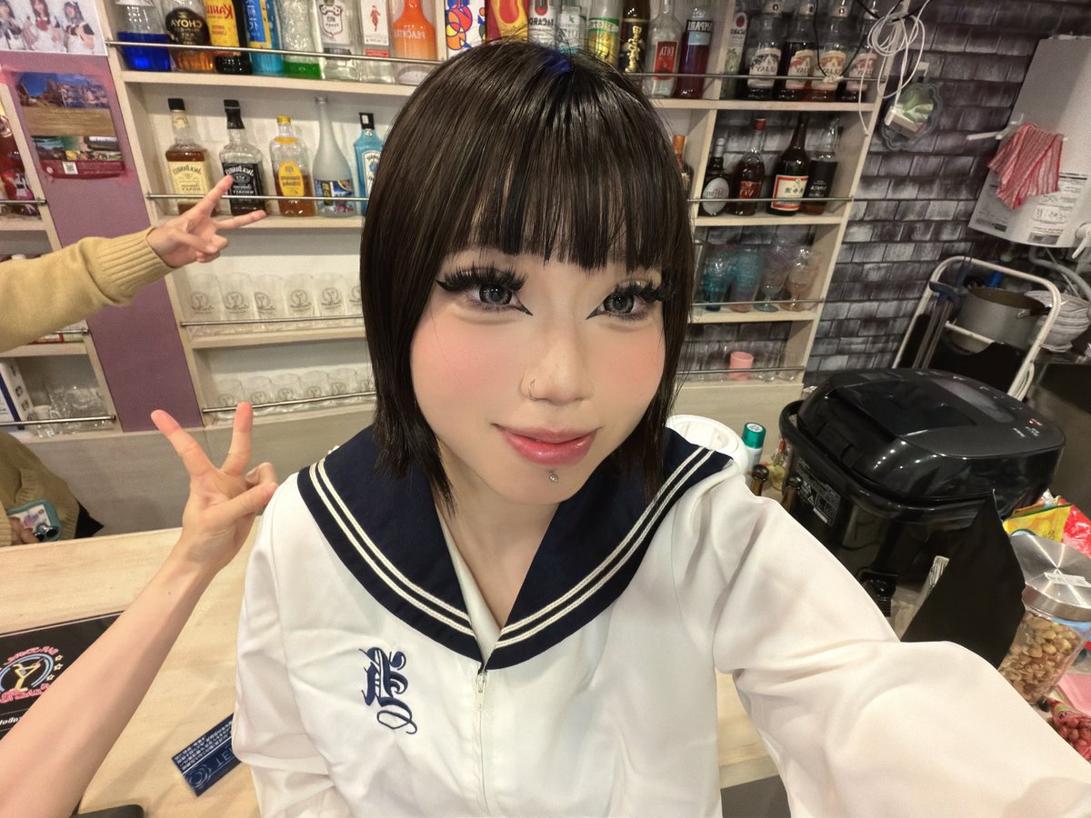 mhecbq's tweet photo. 今日はララ学園です🎶🎶オレはセーラー服だよ^_^︎テストもあるから受けに来てー https://t.co/FQnahKmDFW