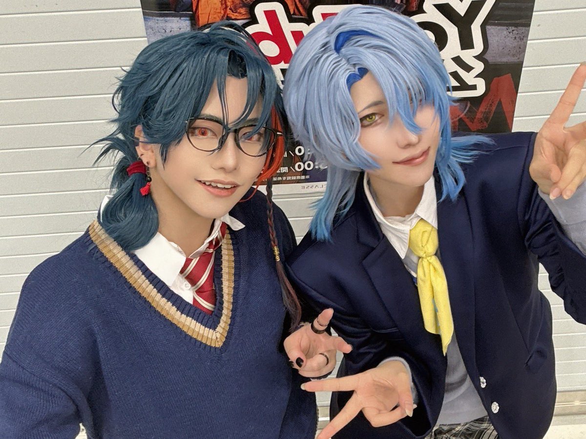 d_ny_de_o_g's tweet photo. ウルアコ1日目まぶだぶち(仮)でした❣️
🔑🐍初出しでかなり不安だったけど忘れるくらい楽しんだ🎶
海月先生1日遊んでくれてありがと〜！
*🌈🕒cos 🔑🐍 🦋⏳
#Uアコスタ2026
#アコスタ池袋 https://t.co/RGHqpTXXqI