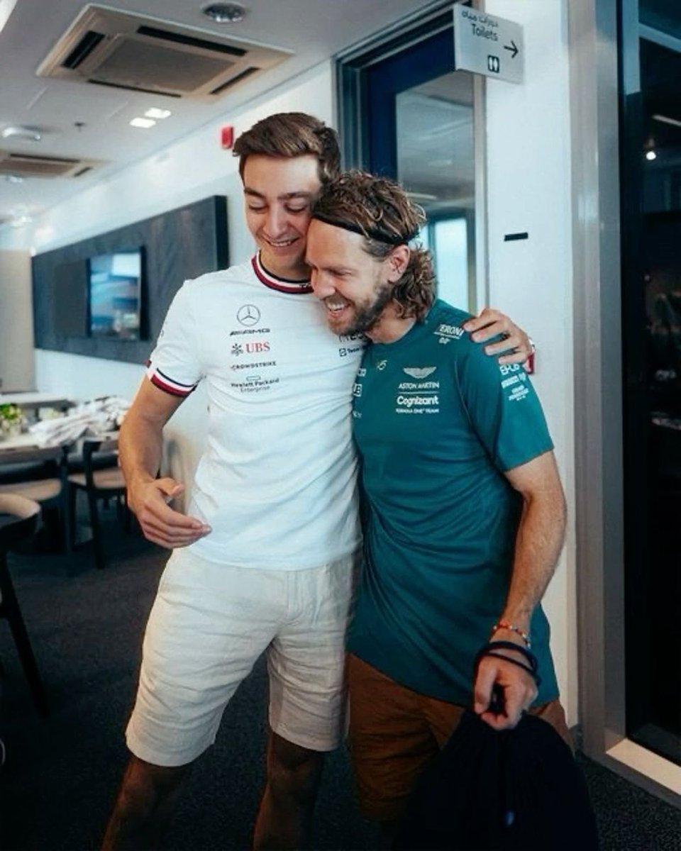 weraugoing's tweet photo. seb and george reunion 🥹 i love them sm https://t.co/n7RXYlUAFY