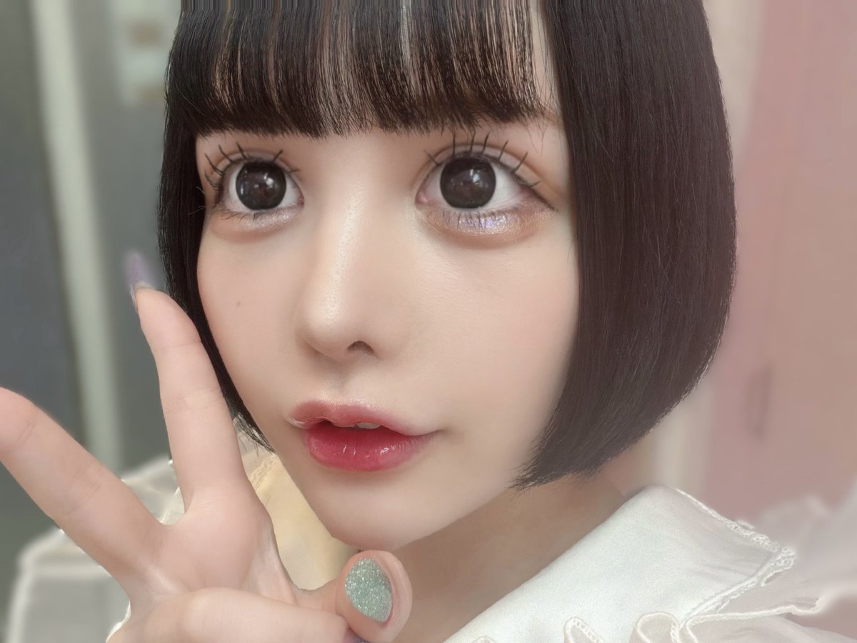 MEROMERO_BODY's tweet photo. 近くで見れば見るほどかわいいな、俺。（⬅️俺なんや） https://t.co/ORXVxPwHyI