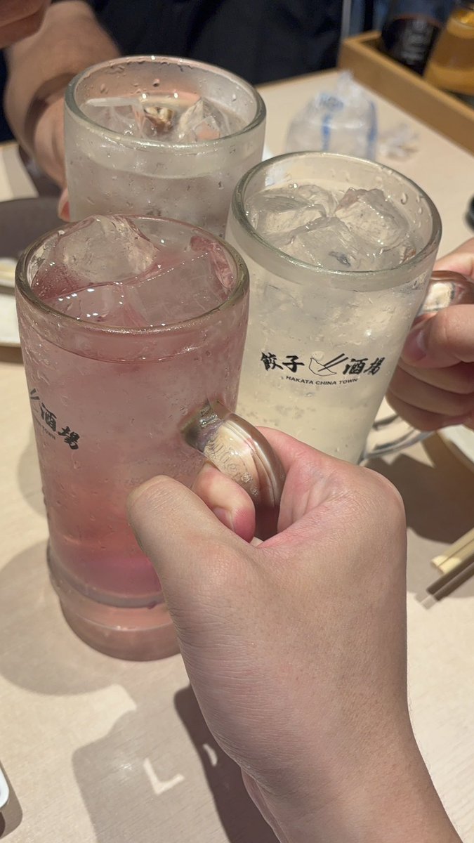 Howa_091's tweet photo. 福岡楽しすぎた！！
ライブはもちろん、打ち上げ、DJイベント、福岡観光...
たくさんの思い出ができた！
ほんとアイマスに会えてよかった！ https://t.co/EsoWLmeWlo