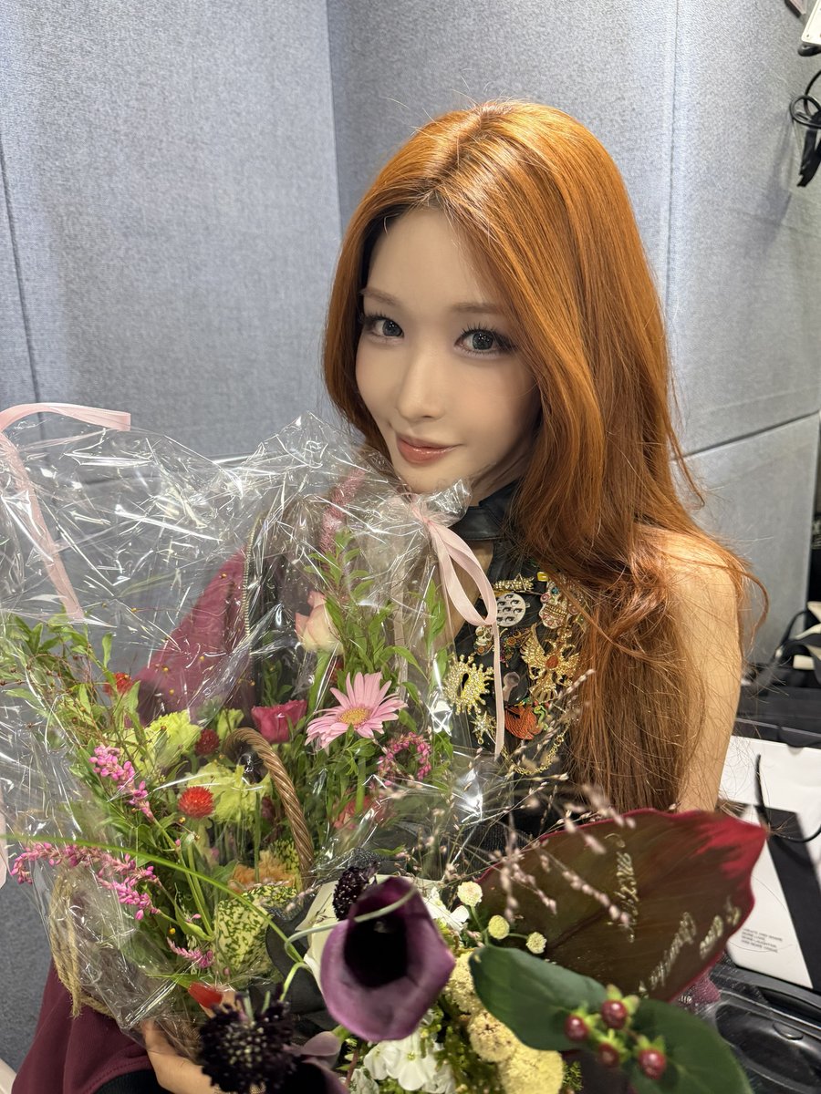 CH_CHUN9HA's tweet photo. 보기만 해도 좋잖앙🍦❣️

#CHUNGHA #청하
#IOI #아이오아이
#𝐌é𝐱𝐢𝐜𝐨 #Mexico
#음악중심 #인기가요 https://t.co/FFG0FBevg3