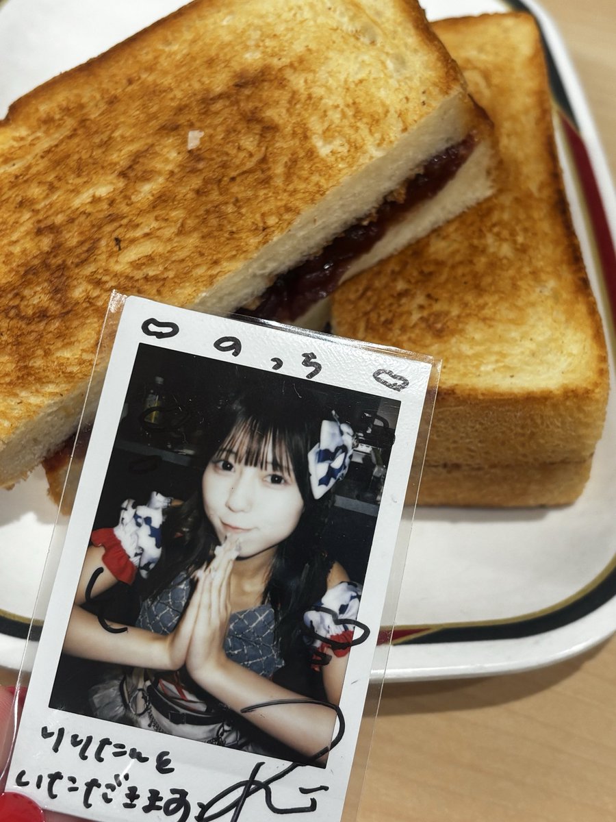 sa_10linus's tweet photo. 名古屋の食べ物の思い出！
りりが名古屋遠征してくれたから、たくさん美味しいの食べれた😋😋 https://t.co/NoUEEHkghu