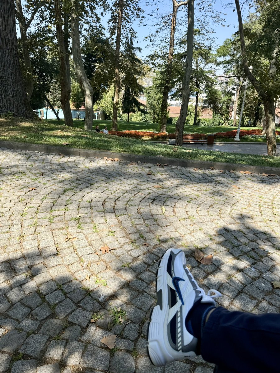 ademadem321_'s tweet photo. Günaydın hayırlı pazarlar. https://t.co/jwNPPXlJV3