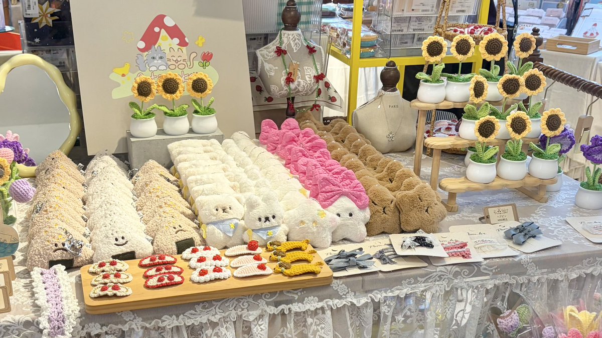 ccha_o0's tweet photo. かわいい雑貨屋さんいっぱい行った^ᴗ ̫ ᴗ^♪ https://t.co/WLLYtVOdg7