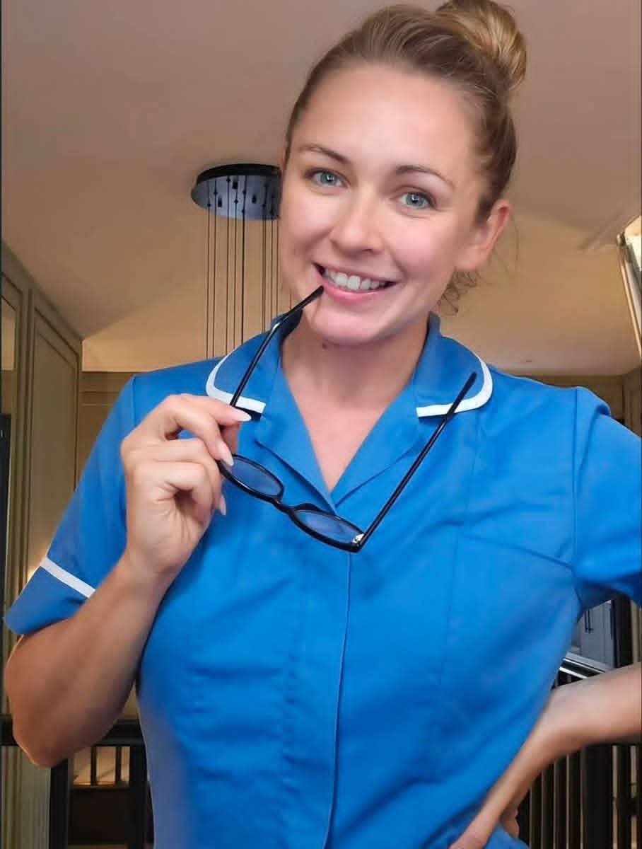 nurseBeckym2's tweet photo. It's your favourite nurse 😍 can i be your private nurse? https://t.co/B1cmyTMRt6