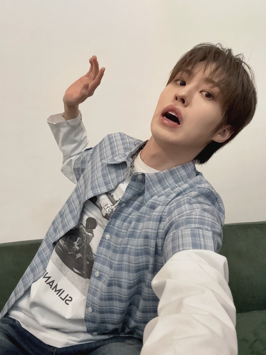 by_EPEX's tweet photo. some pics…📸

#EPEX #이펙스 #AYDEN #에이든 https://t.co/ZOQQCtkKe2