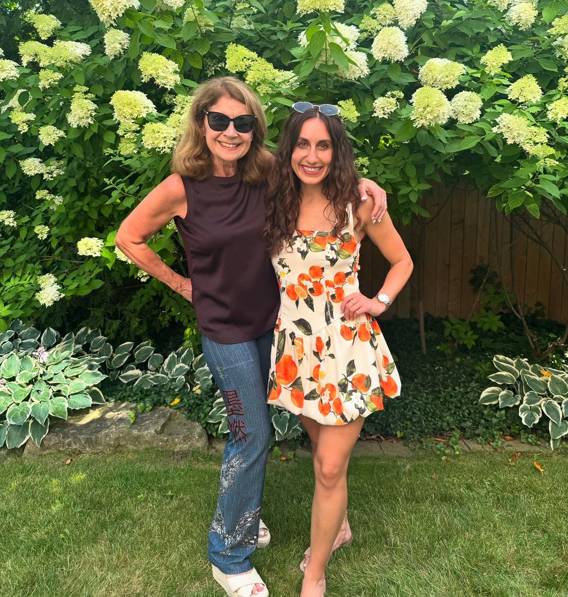 ReidCathyigs's tweet photo. Happiest 30th birthday, Júlia! https://t.co/qUlKDJQ4ev