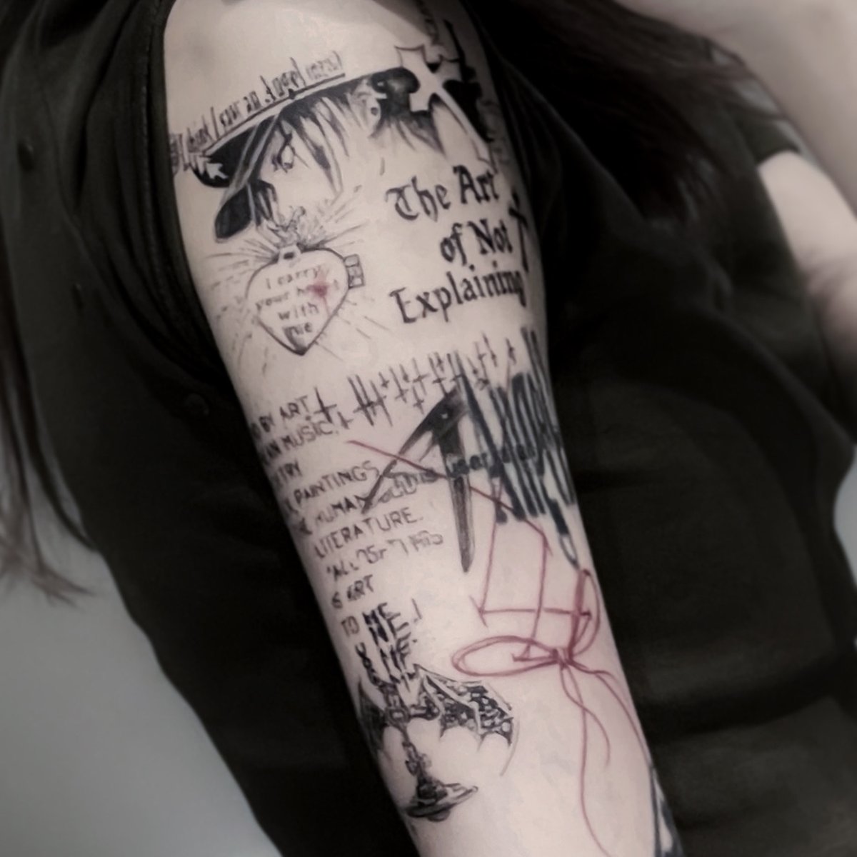 talaydesu's tweet photo. it has been so long that i didnt stream like really really stream because of work and life but after last friday i think i should have more time soon! 

anw this is the update of my tatts! 9th &amp; 10th! ᐢ.  ̫ .ᐢ

i was falling asleep while getting tatted again lmao https://t.co/wUgbZBui7l