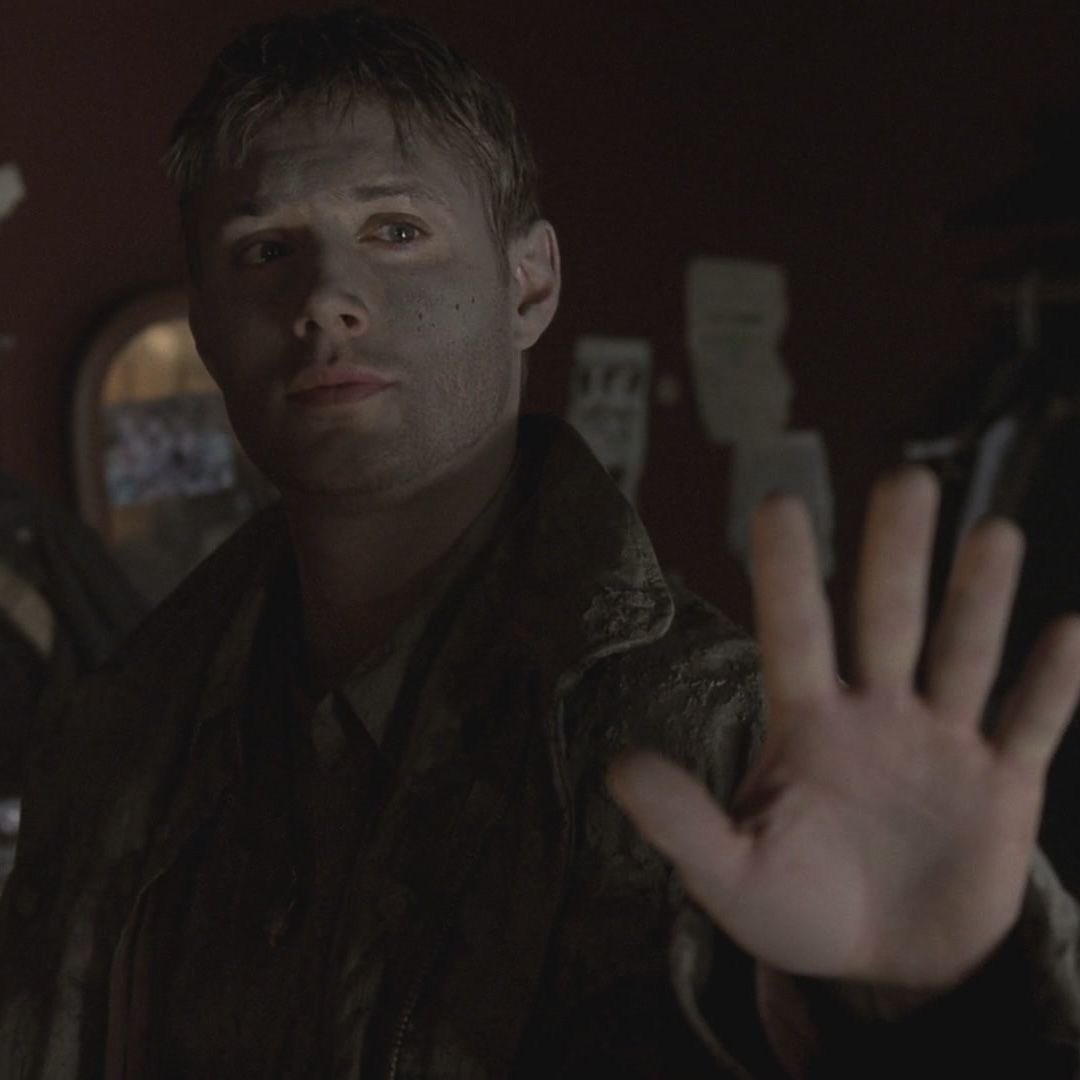 X52401's tweet photo. It’s “missing my dirty little dog, Dean” hours https://t.co/WW1GaTvMYK