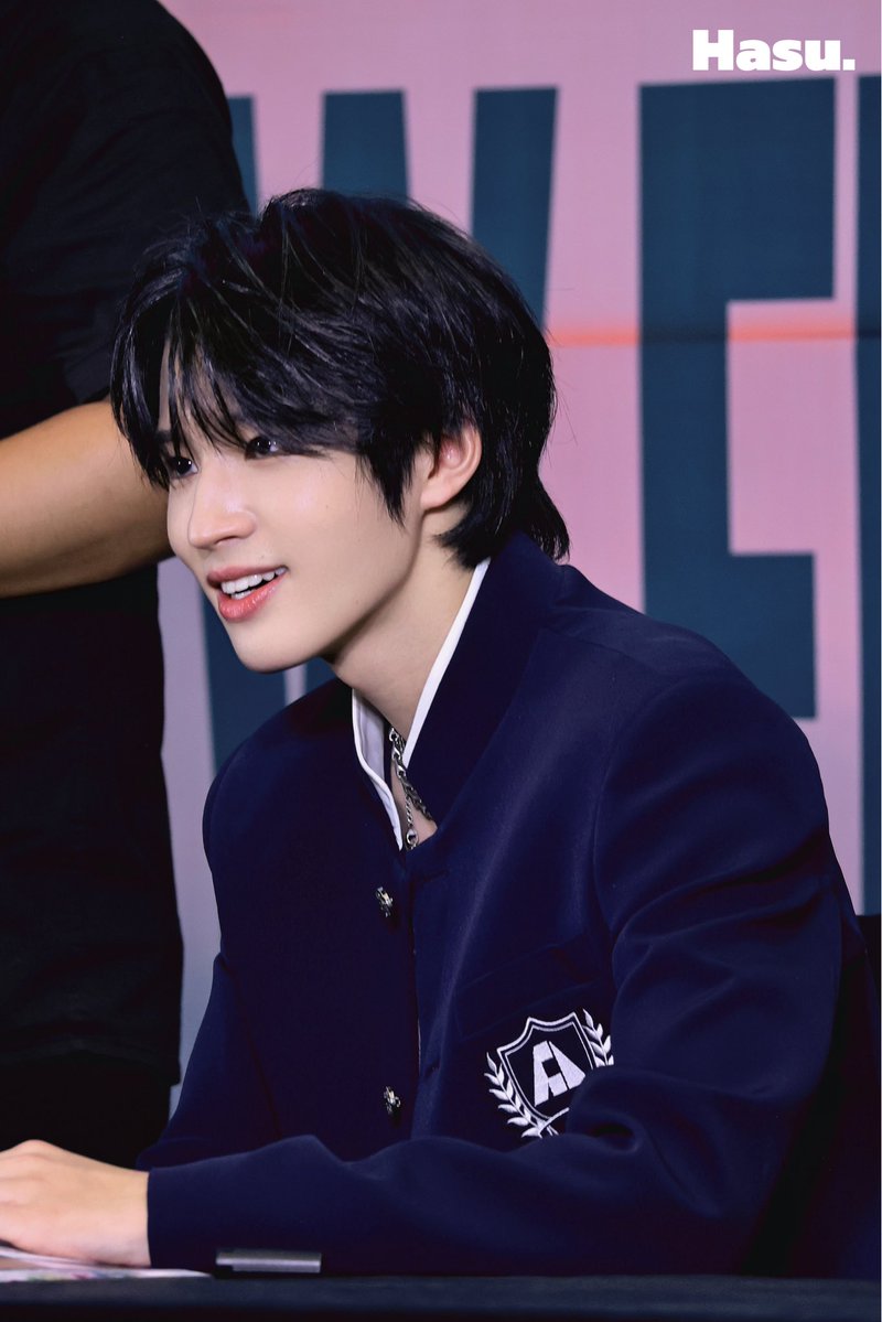 harutohasu322's tweet photo. 260906 에이엔 공개팬싸

💙 

#에이엔 #AEN #エイエン
#하루토 #HARUTO #ハルト https://t.co/GKG6vYy1cn