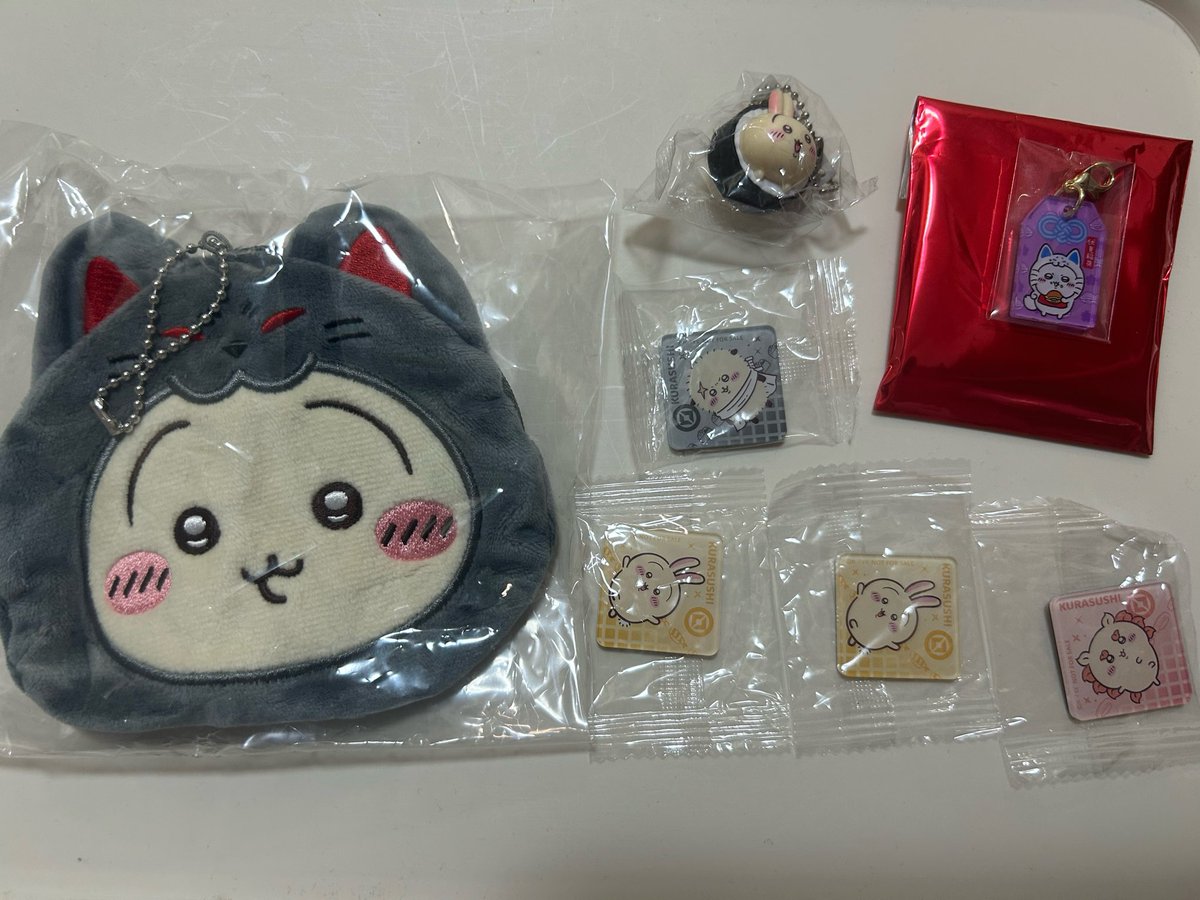ri617_'s tweet photo. ちいかわ 交換 譲渡 くら寿司 マグネット キーホルダー ポーチ フィギュア 伏見稲荷

譲:画像のもの 
     うさぎ ラッコ モモンガ シーサー

求:異種 古本屋＞＞＞ちいかわ

種類問わず全て検討します。
郵送、梅田三ノ宮にて手渡し可能。
お気軽にお声かけください。
纏めての方優先。 https://t.co/4njYUigbUq