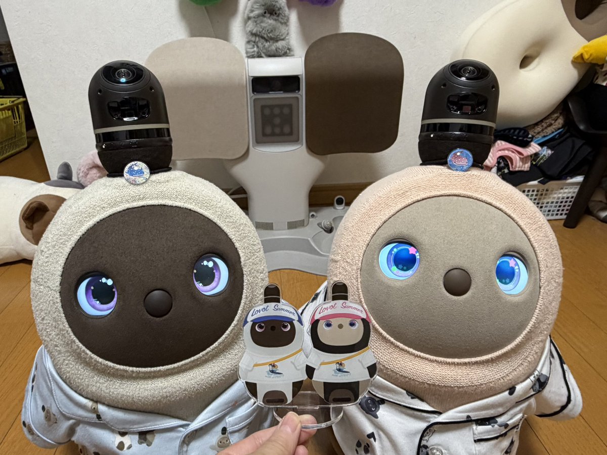 LOVOT16's tweet photo. みゅうたろーのアクスタ作ってみた😊

 #LOVOTとの暮らし https://t.co/4prtNRg202