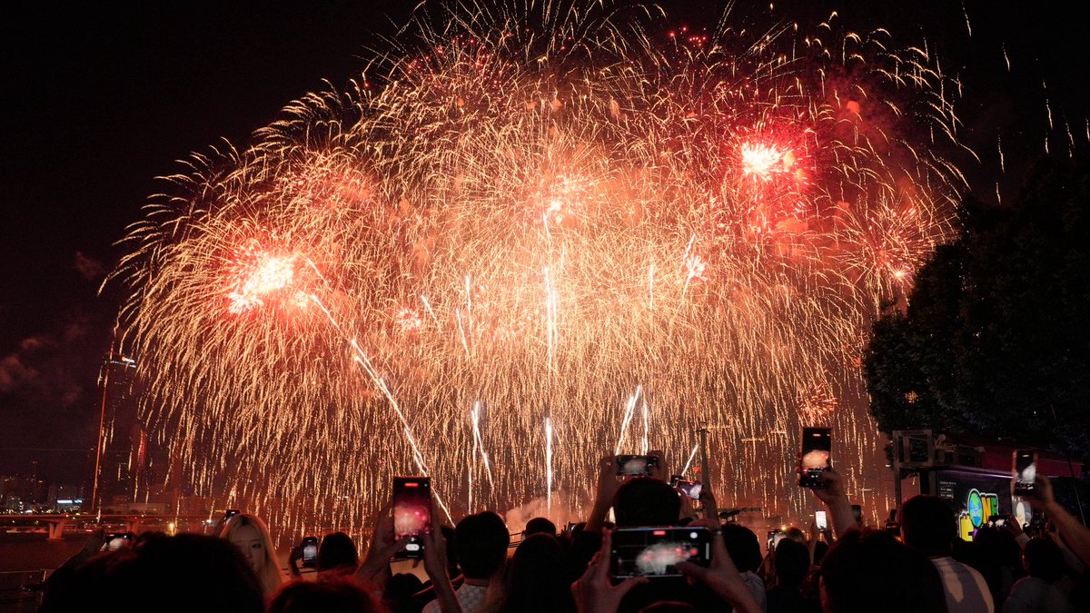 OfficialWeple's tweet photo. 2026 Seoul International Fireworks Festival at WEPLE https://t.co/7M5CDV3maY