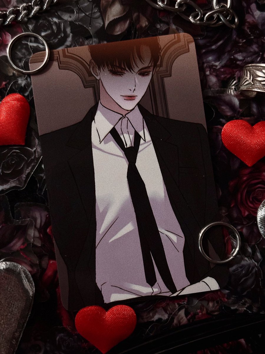 ludmila38907's tweet photo. I keep thinking about how much I'd love to go to a manhwa signing event. I’ve been reading this manhwa since 2021, right from when it first came out, and I’ve been dreaming of getting an autograph to keep on my shelf and in my heart🥹🖤
#결혼하는남자 #missinglove #TheMarryingMan https://t.co/aj5Q9i8Uoj