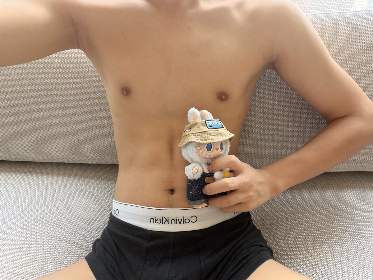 WEI1753801's tweet photo. 性感 https://t.co/4q9C2NU5mI