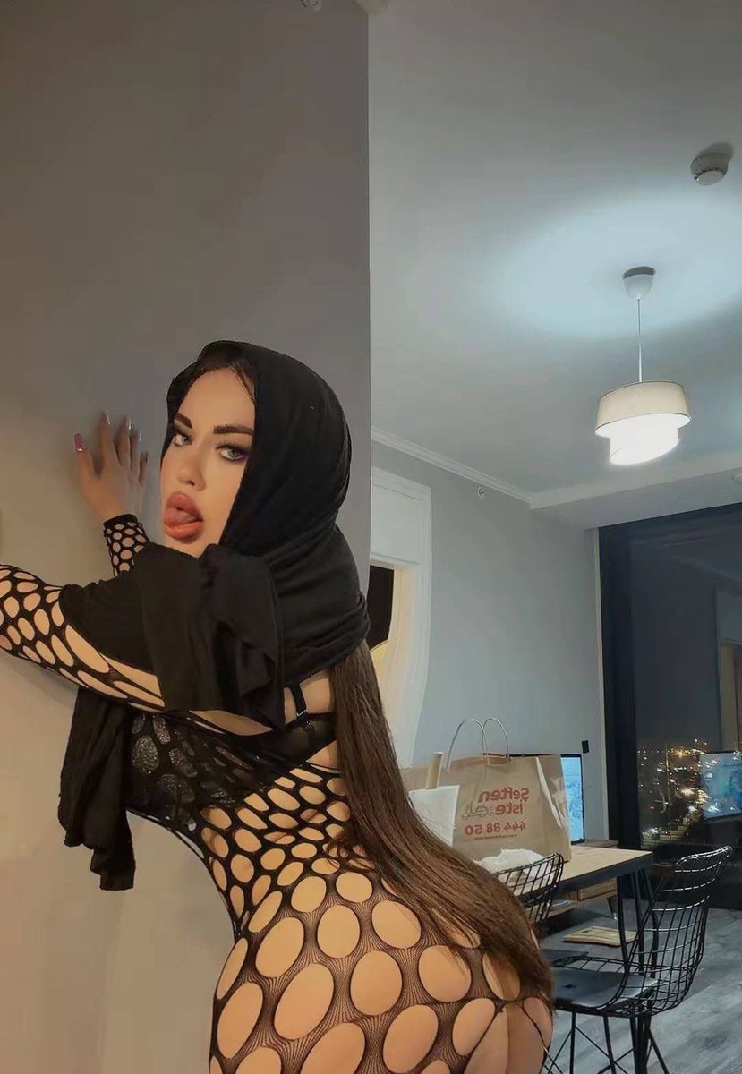 hazalkilincvip's tweet photo. En güzel yorumlar devam ettikçe. Farklı kıyafetlerim ve çoraplarımı sizlerle paylaşacağım. 💋
#reels #istanbul #hazal https://t.co/CPTflDYzO9