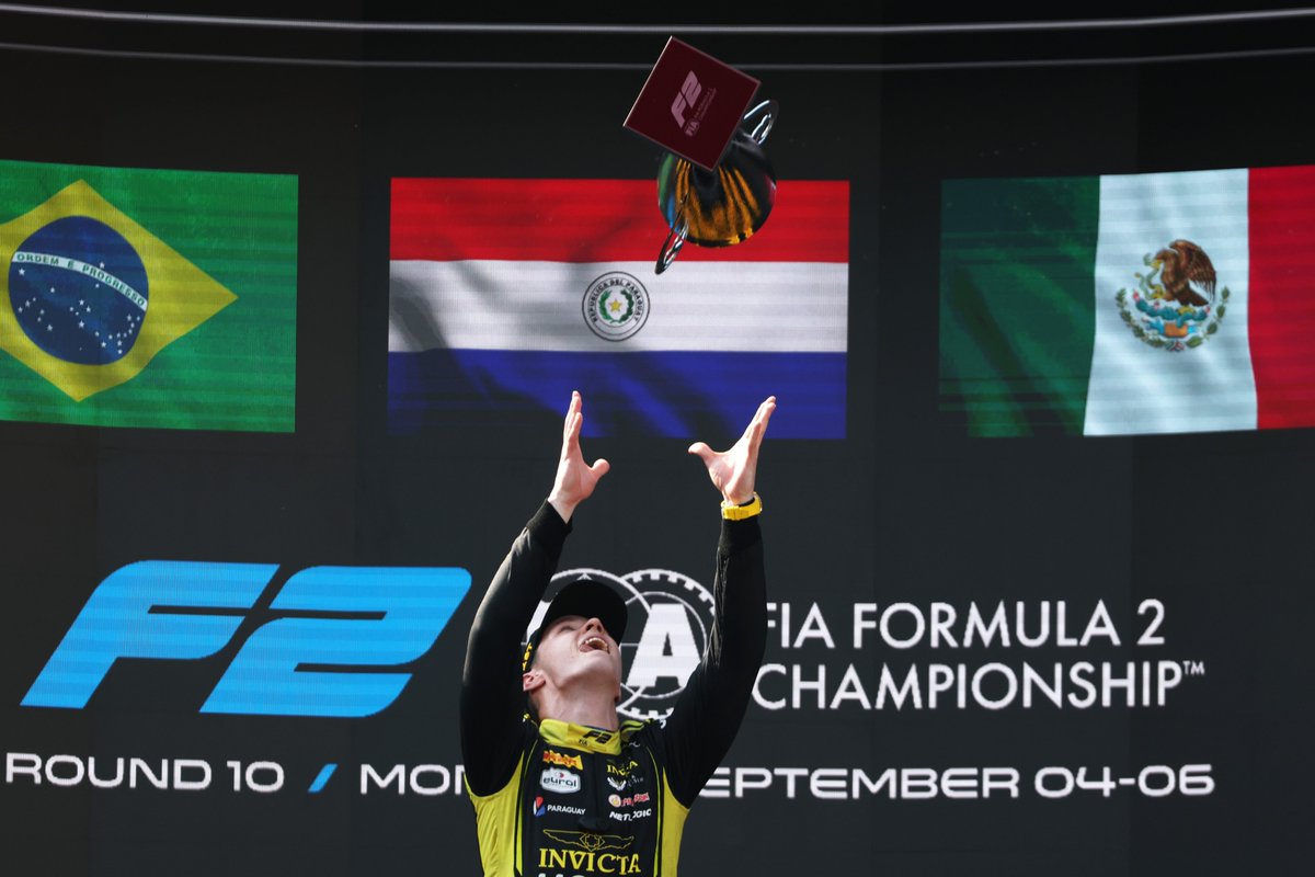 Formula2's tweet photo. A short story 📖

It's an eighth #F2 winner's trophy for @JoshuaDuerksen1 🥇🏆

#ItalianGP https://t.co/ve7ImSpFi2
