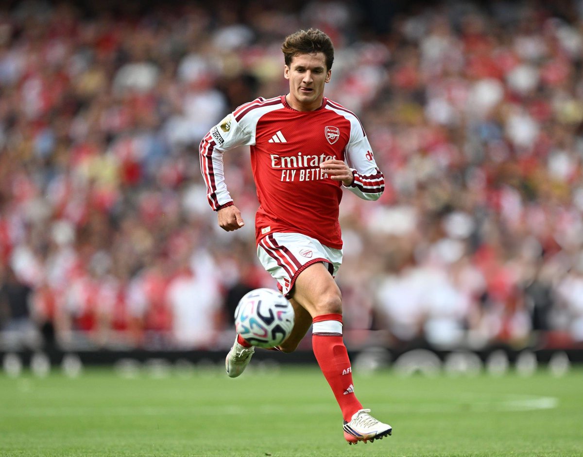 ArsenalN7's tweet photo. Thoughts on Christos Tzolis today? 🇬🇷 https://t.co/4AUjI9Wq8C